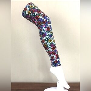 Paisley Floral Patterned Leggings - Multicolor